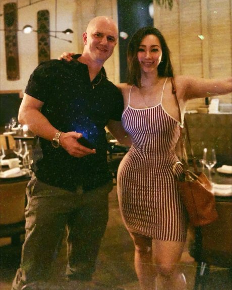 breite onlyfans erwachsene hd galerien