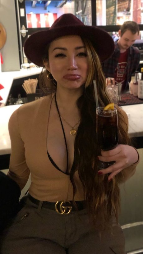 asiatische strumpfhosen onlyfans nacktheit sexy bild