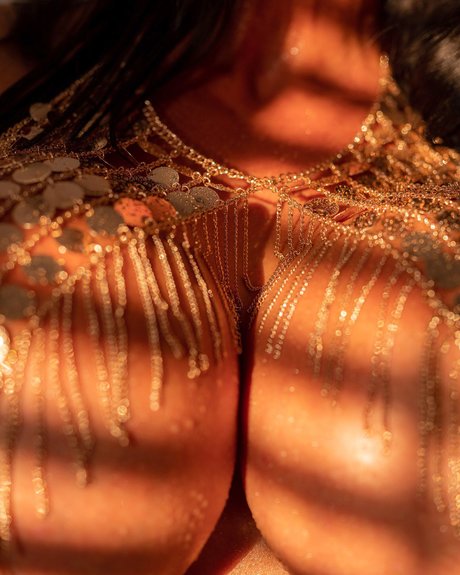 Cindy Landolt hübsche sex bild