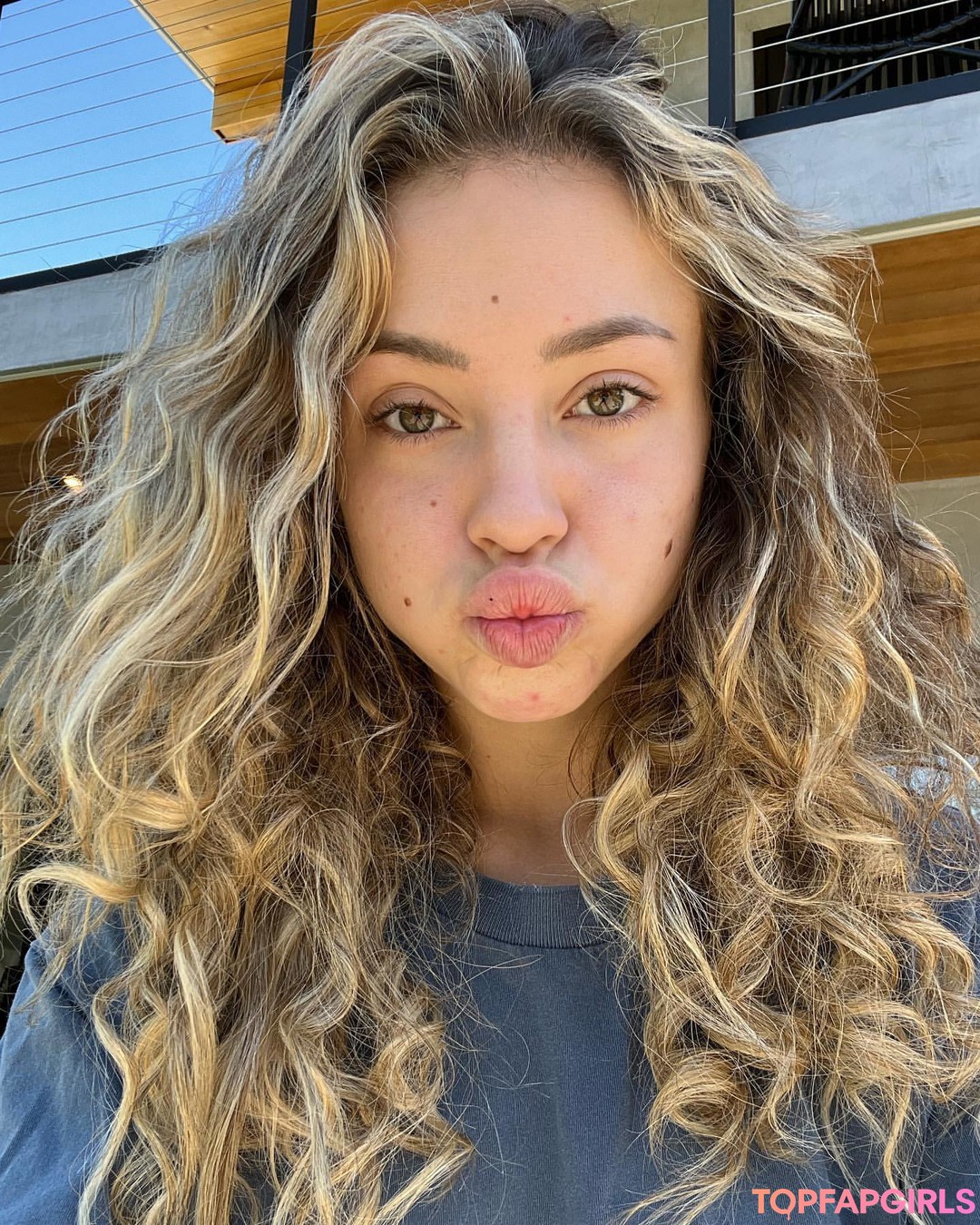 trans-mädchen-onlyfans nacktheit xxx foto