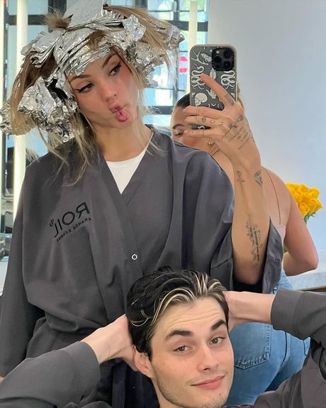 heiße blonde onlyfans exklusive schöne galerie