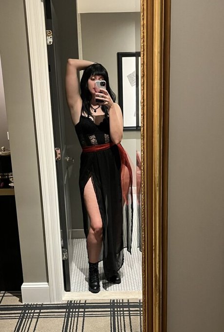 Alanis King exklusive nackte foto