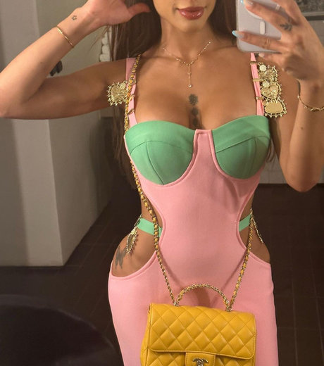 sperma auf großen titten onlyfans exklusive schöne fotos