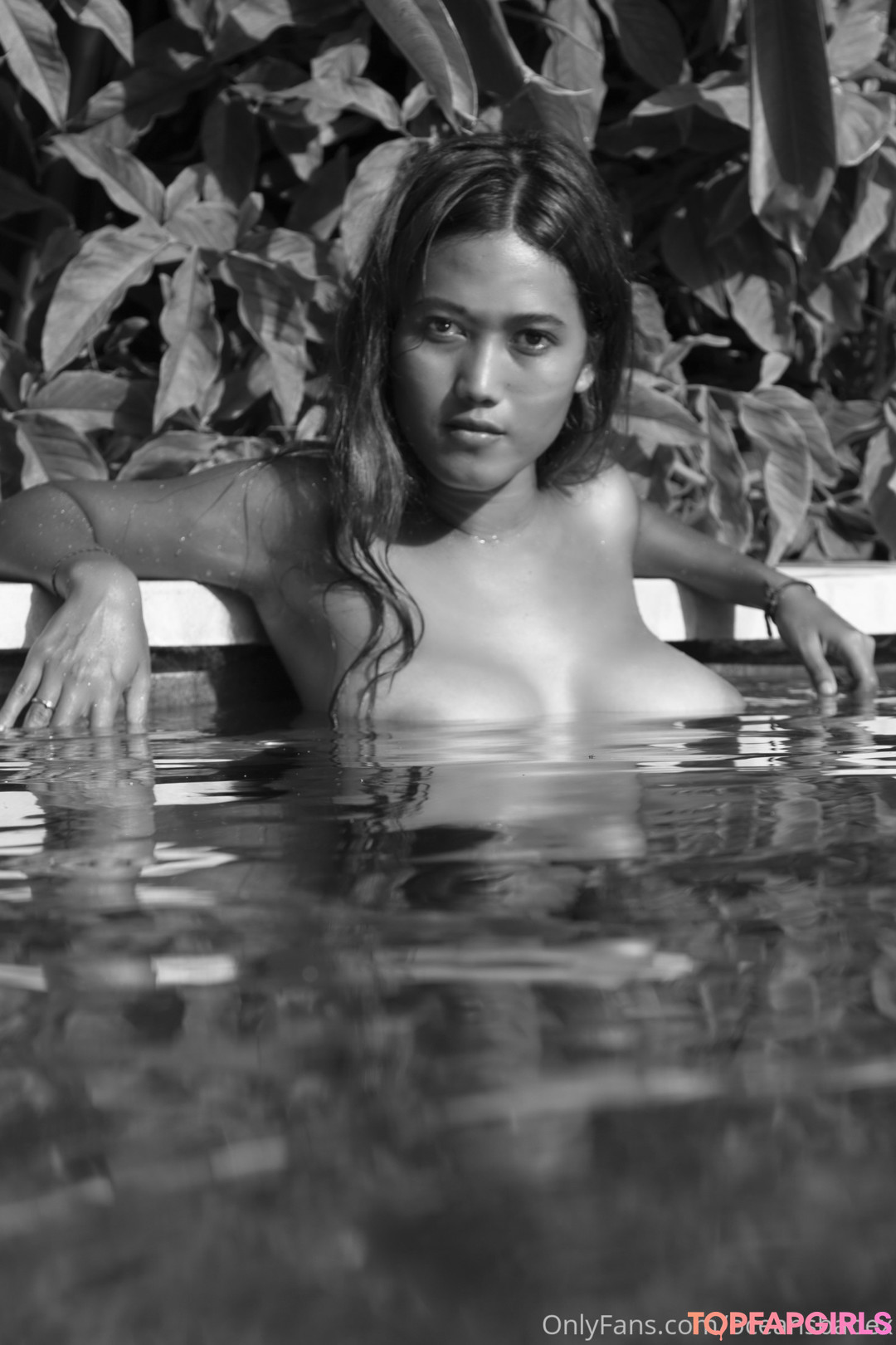 anfällige knochen-onlyfans heiße erotische galerien