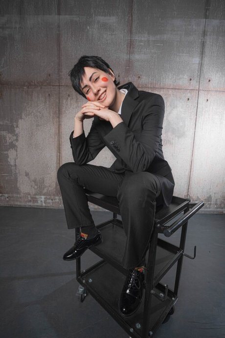 Adamae Dono perfekte heiße galerien