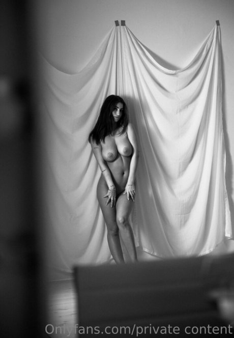 Daniella Papadopoulos pornostar freie bild