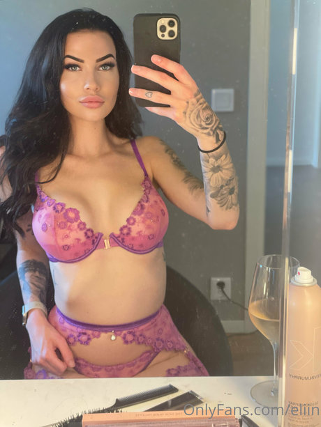 Eliin erotische heiße galerien