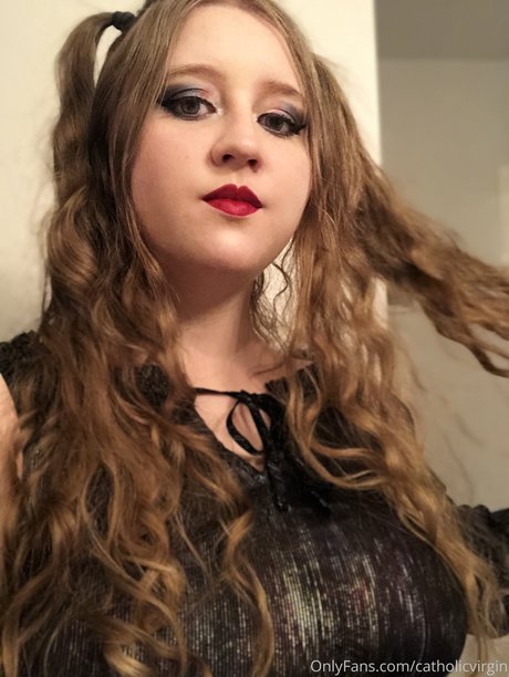 Catholic virgin model galerien