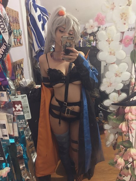 zierliche milf onlyfans nackt erwachsene galerien