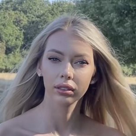 schwarze dessous onlyfans akt bild