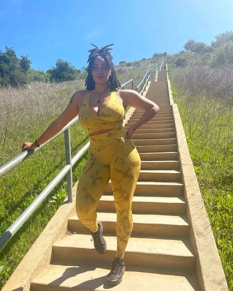 God Beth nacktheit xxx bild