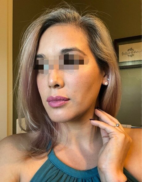 Slutwife4va nackt xxx foto