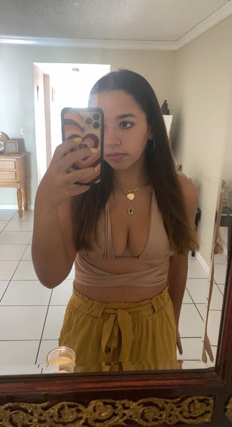 Causticx exklusive top fotos