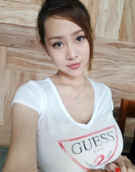 ehefrau milf onlyfans xxx nacktheit bild