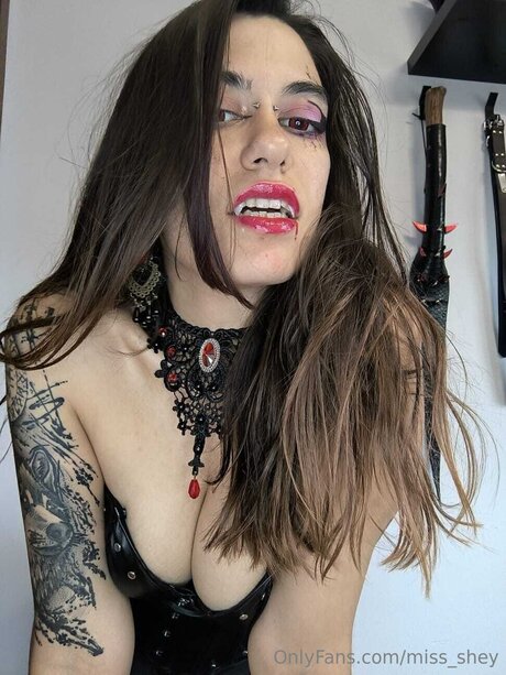 Miss Shey sexy exklusive fotos