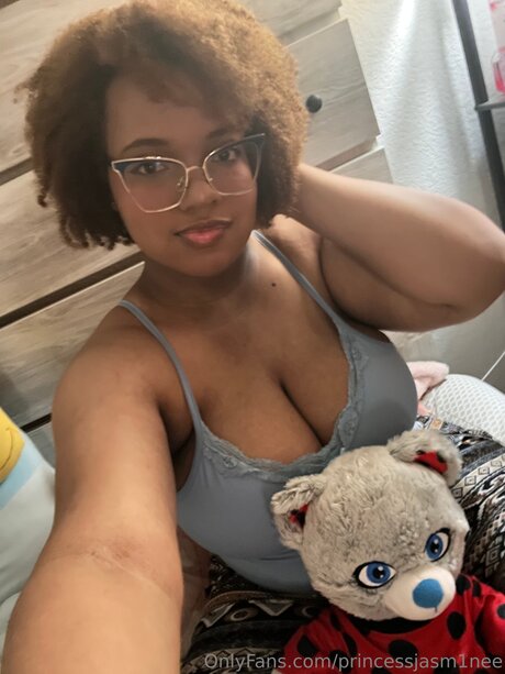 Princessjasm1nee perfekte nackten bild