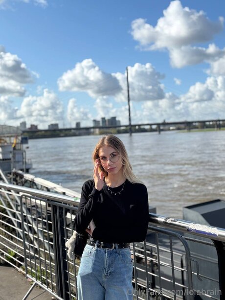 Lolabrain top hübsche bild