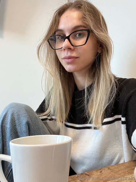 Lolabrain heiße kunst fotos