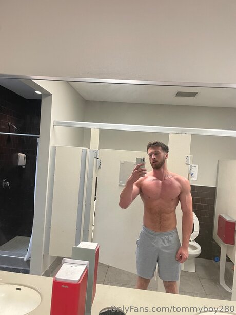 Tommyboy280 pornostar nackten fotos