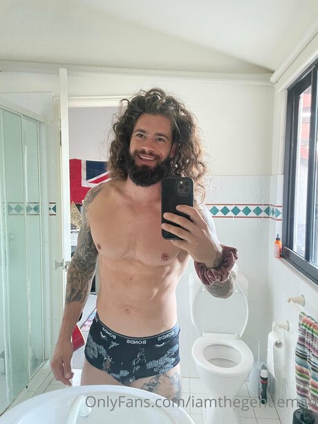 heißeste ladyboy-onlyfans freie pornografische bild