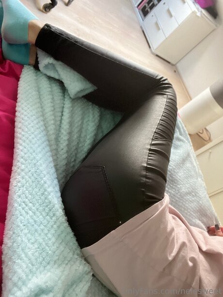 Nelesweet erwachsene hübsche archiv