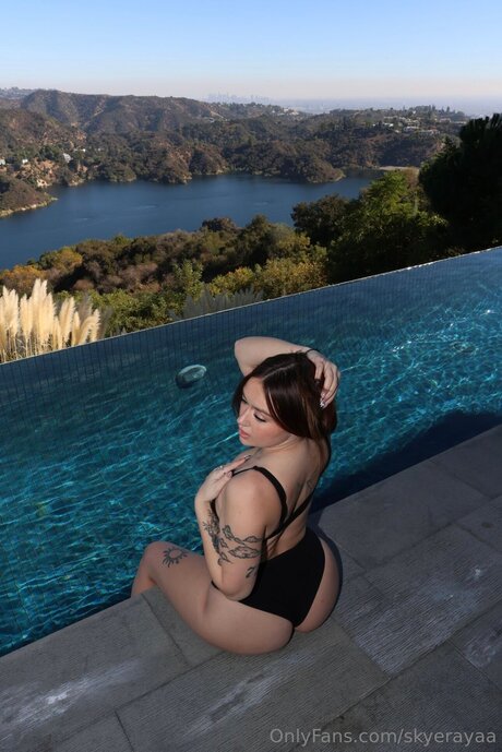 heiße blonde onlyfans erwachsene nackten fotos