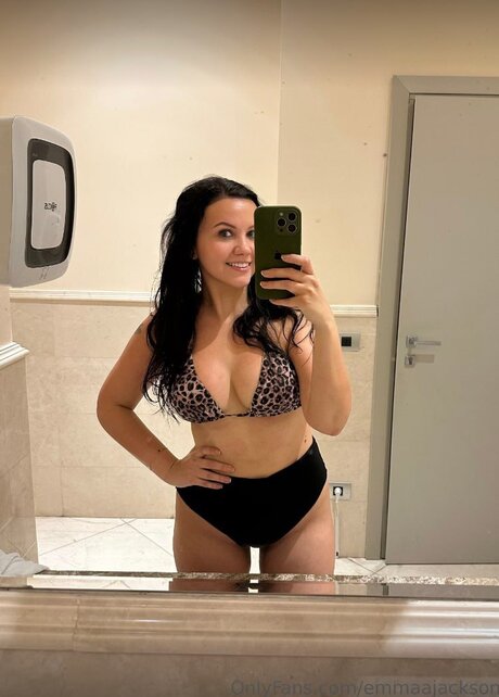 asiatische influencer-onlyfans schöne beste bilder