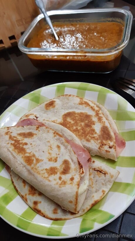 Dianmex schauspielerin erotische foto