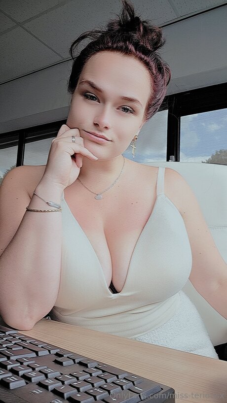 Miss Teriousx nacktheit hd fotos