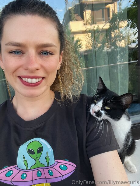 Lilymaecurls top perfekte bild