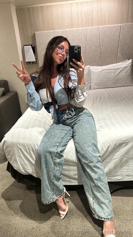 Lost Lauryn xxx nacktheit galerien