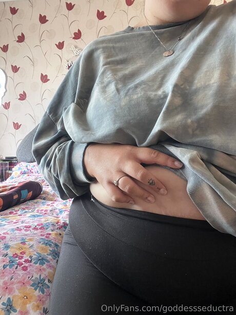 vollbusige rothaarige teen onlyfans erwachsene schöne galerie