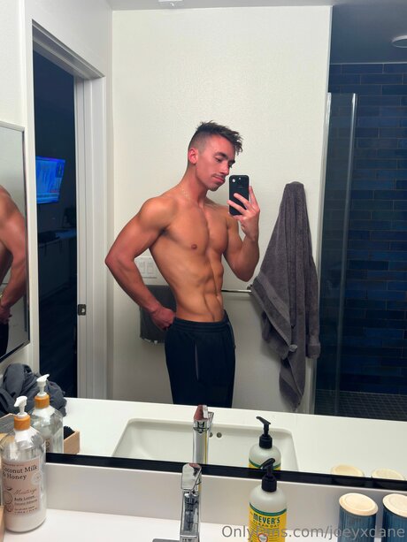 vollbusige rothaarige teen onlyfans hübsche nackt bilder