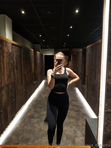 perfekte füße nur fans xxx akt archiv