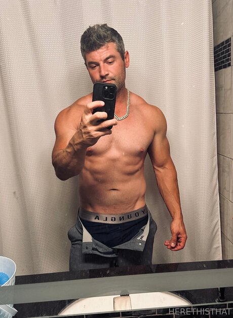 Herethisthat porno beste bild