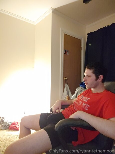 Ryanritethemood sexy top fotos