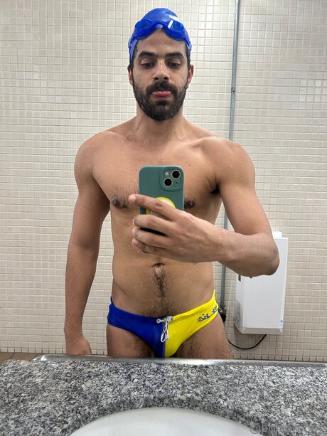 Poison Boy top nackte foto