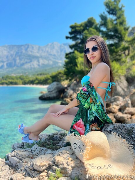 Abbyvibe exklusive nackten galerien