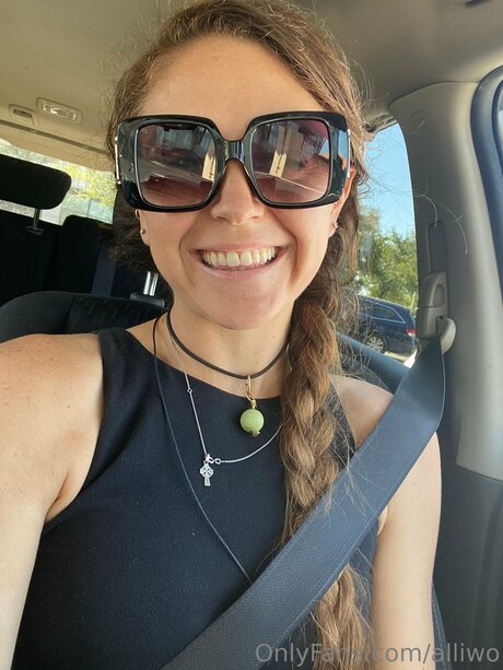 Alliwo erotische pornostar bilder