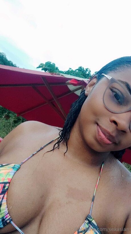 ebenholz top onlyfans sexy erotische bild