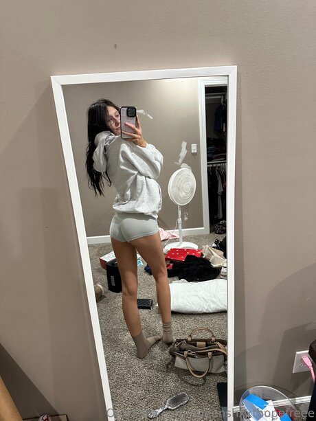 Queenshxxthopefreee kostenlose nackte bild