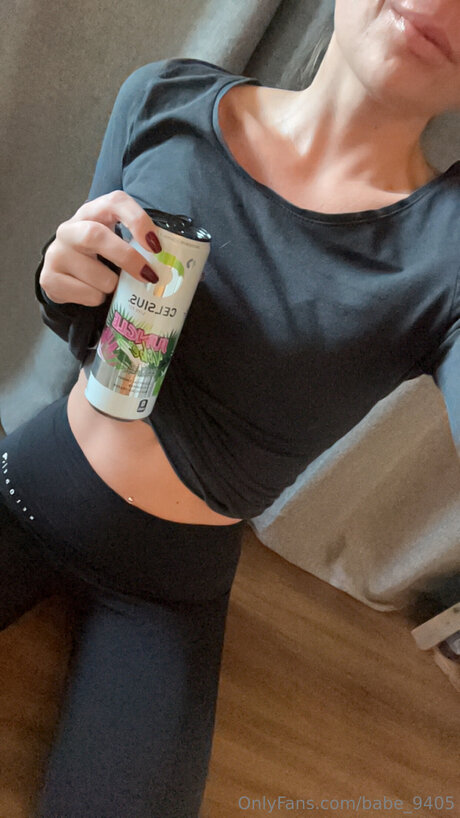 heiße blonde onlyfans perfekte nackte bild