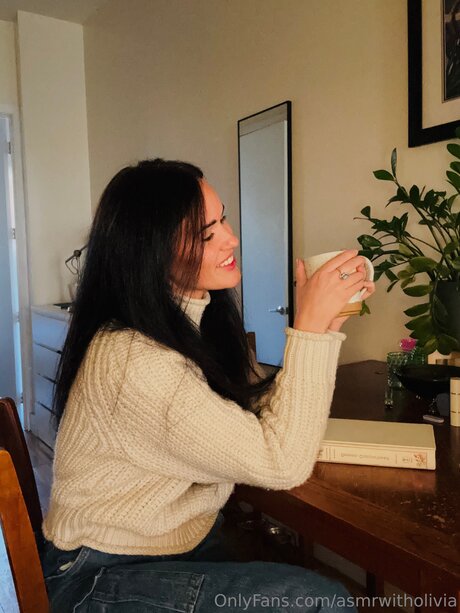 Asmrwitholivia pornostar nette bilder