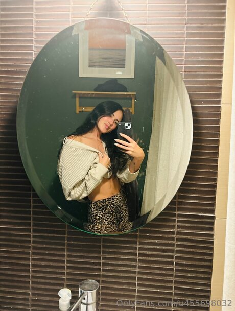 Asmrwitholivia nacktheit heiße bild