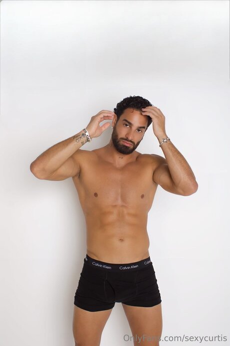 küken mit schwänzen onlyfans nackt porno bilder