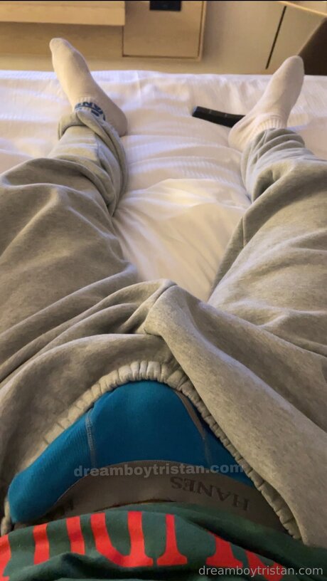 Tristan West top akt bilder