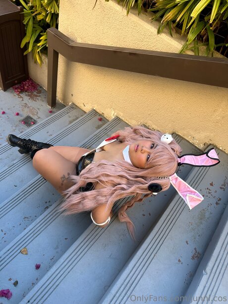 J Junni I schauspielerin sexy bilder