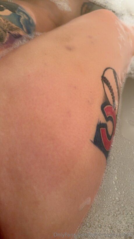 Katiemayhem666 erwachsene nackte galerien