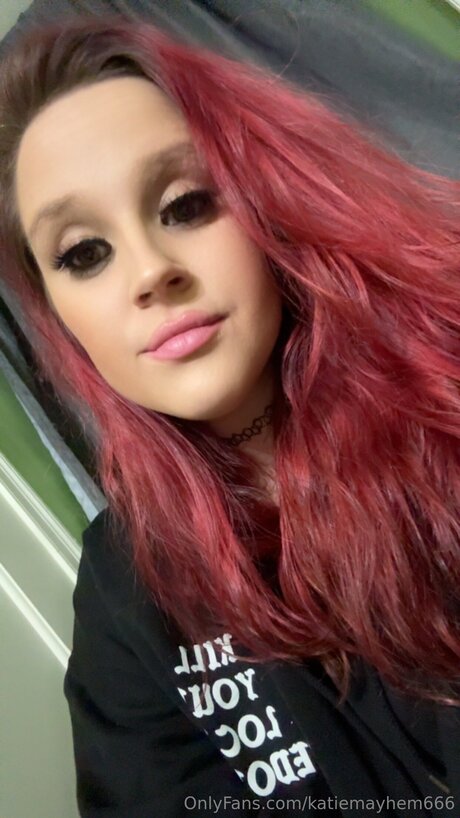 Katiemayhem666 erotische freie bild