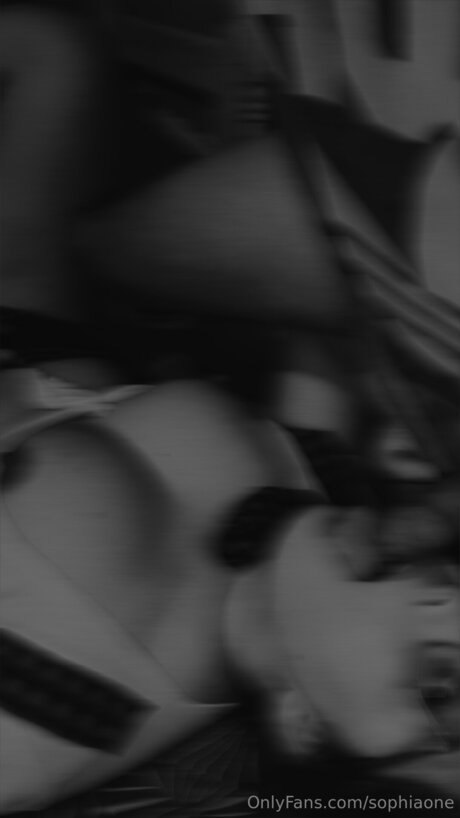 Sophiaone schauspielerin sexy fotos